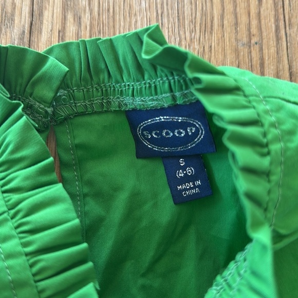 SCOOP GREEN BLOUSE - Picture 5 of 6